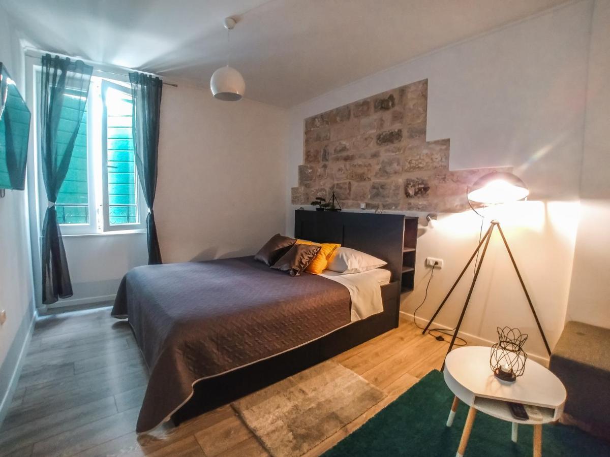 Julije Rooms Split Exterior photo